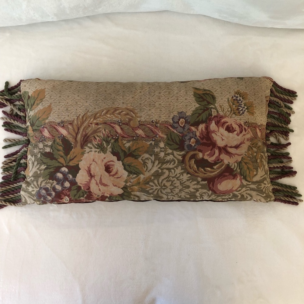 Lumbar Throw Pillow With Roses and Fringe